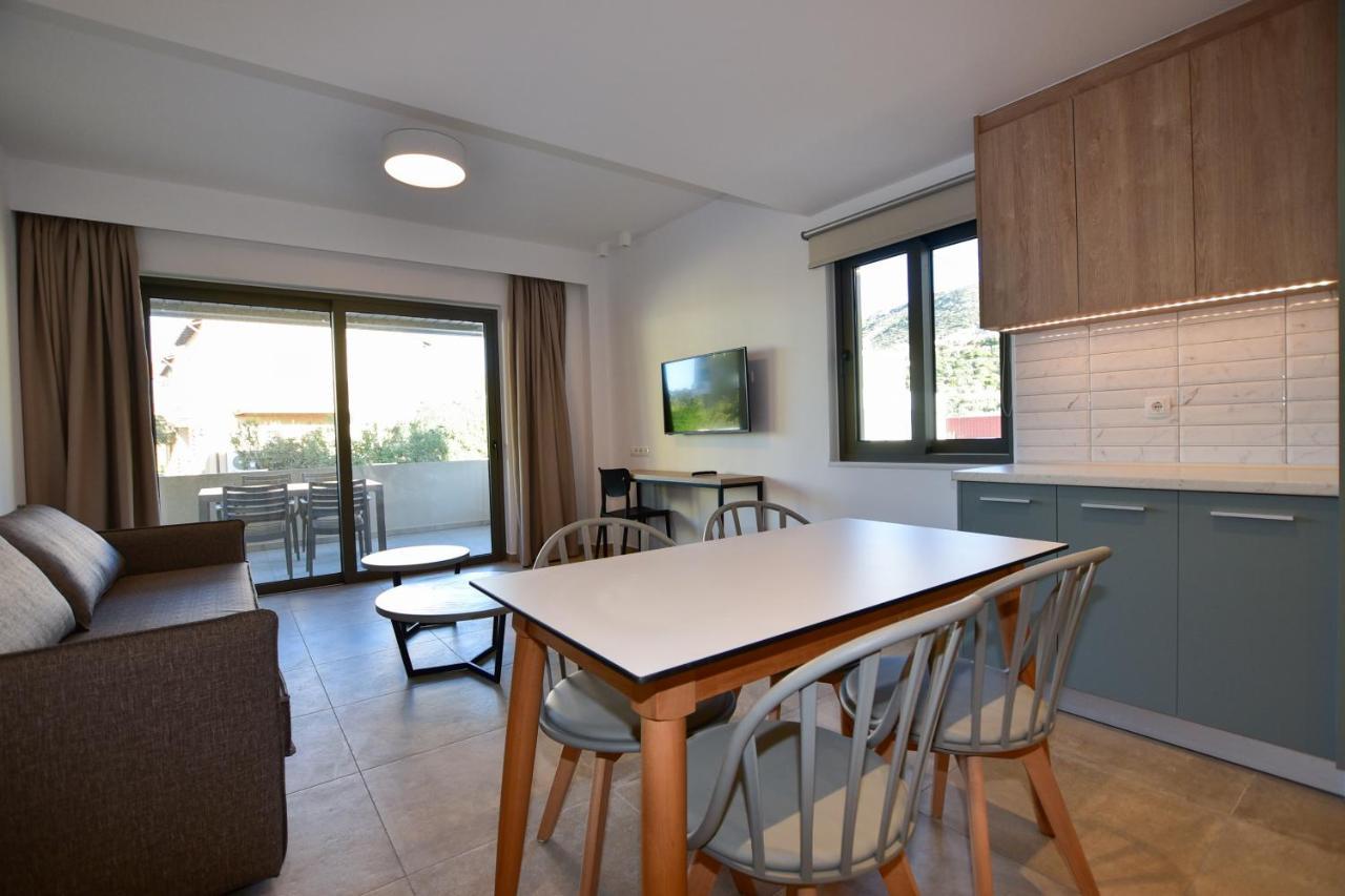 Rosemary Apartments Paleóchora Extérieur photo